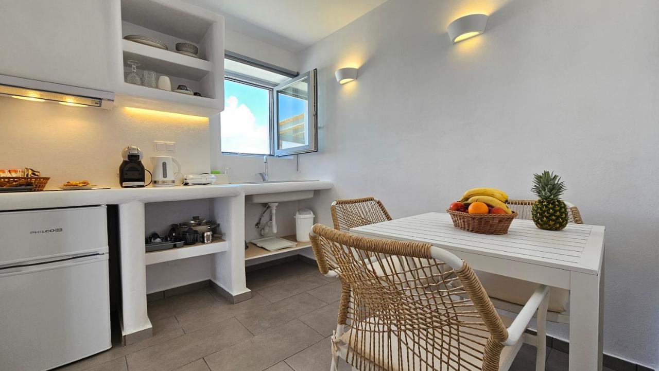 Polychronis Private Suite Pollonia Exteriör bild