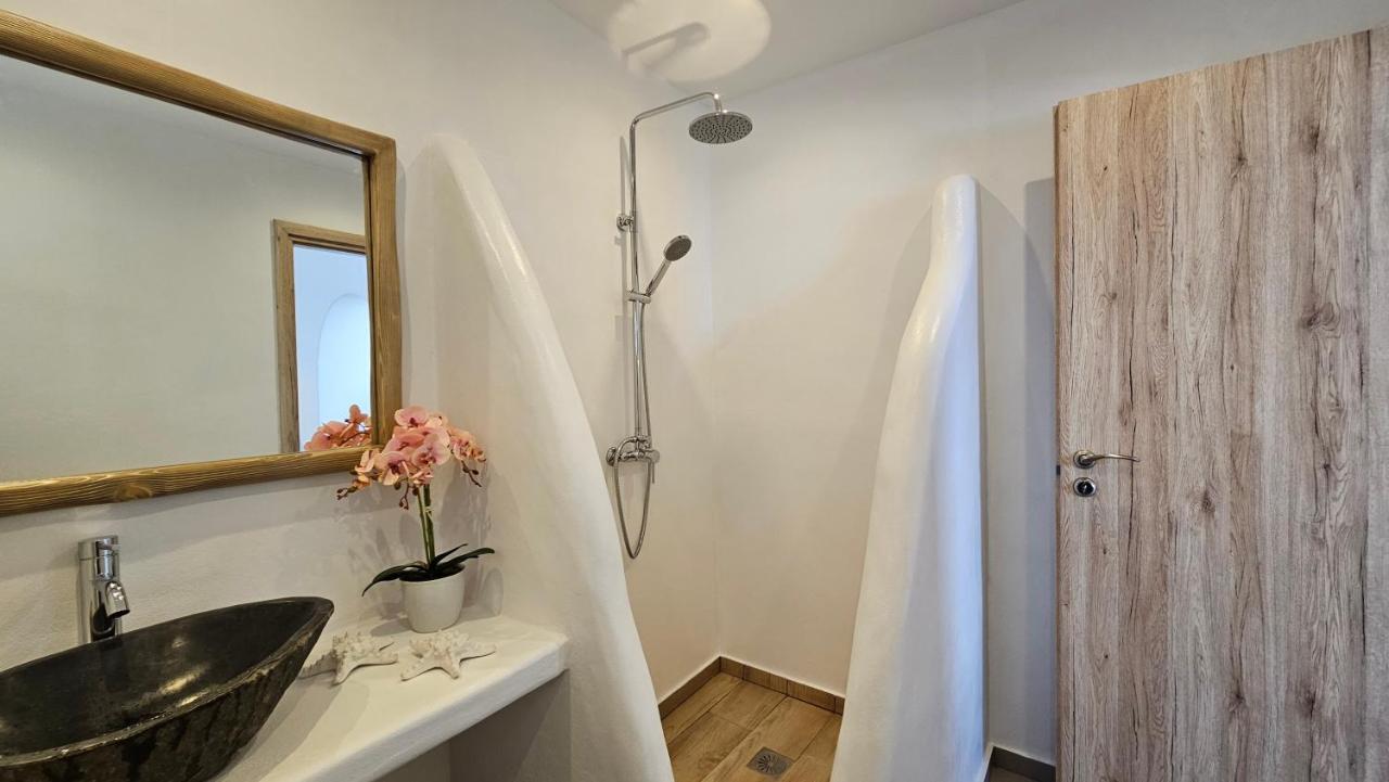 Polychronis Private Suite Pollonia Exteriör bild